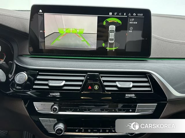 BMW 5 series 2023 Черный из Китая, фото 6