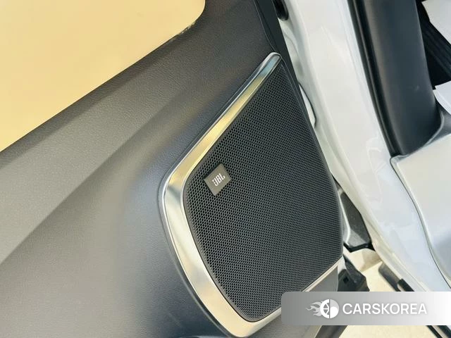 Toyota Alphard 2023 Белый из Китая, фото 6