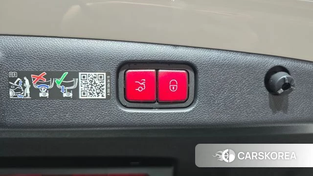Mercedes-Benz E-Class W214 2025 Белый из Кореи, фото 6