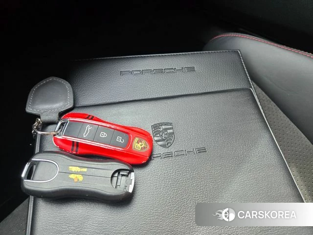 Porsche 911(992) 2021 Красный из Кореи, фото 6