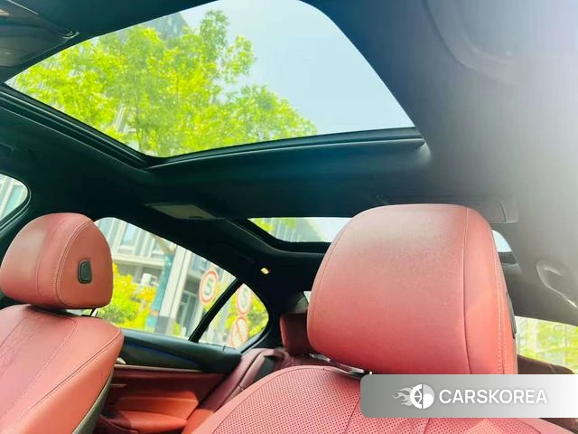 BMW 5 series 2020 Черный из Китая, фото 6
