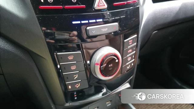 Ssangyong Tivoli Armor 2019 Синий из Кореи, фото 6