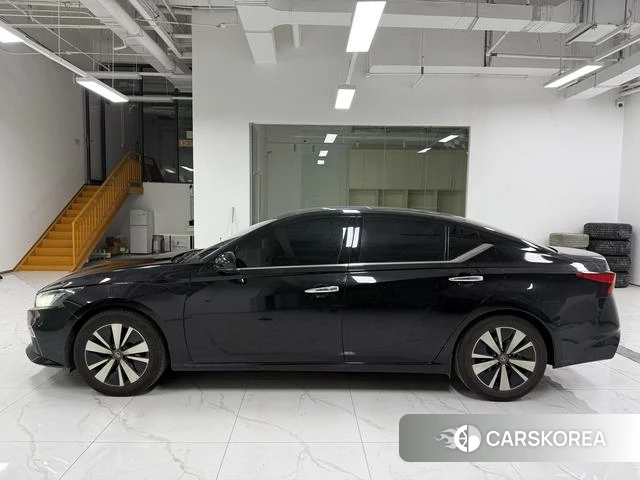 Nissan Altima 2021 Черный из Китая, фото 6