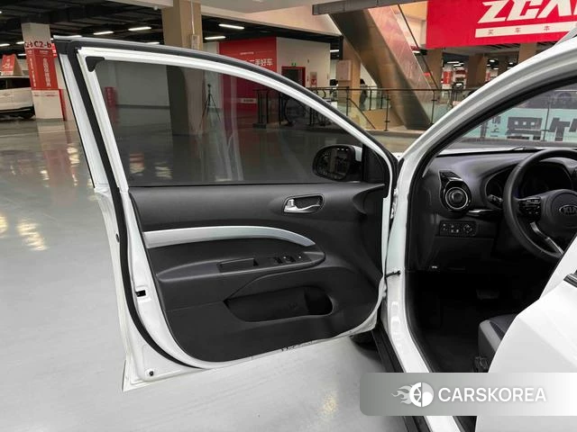 Kia KX1 2021 Белый из Китая, фото 6