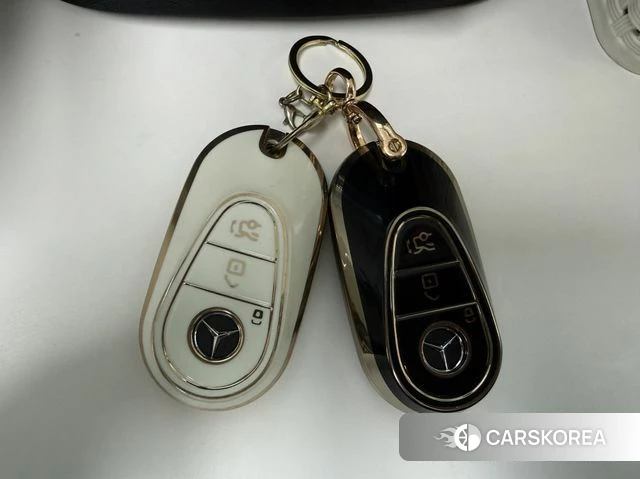 Mercedes-Benz GLC-Class X254 2025 Белый из Кореи, фото 6