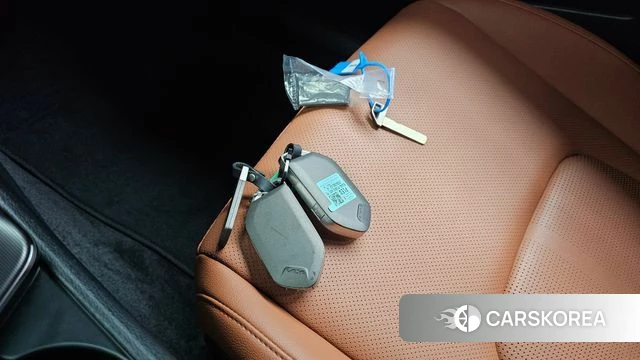 Kia The New Sportage 5th Generation Hybrid 2025 Черный из Кореи, фото 6