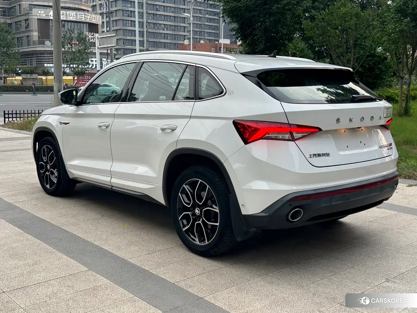 Skoda Kodiaq 2021 Белый из Китая, фото 6