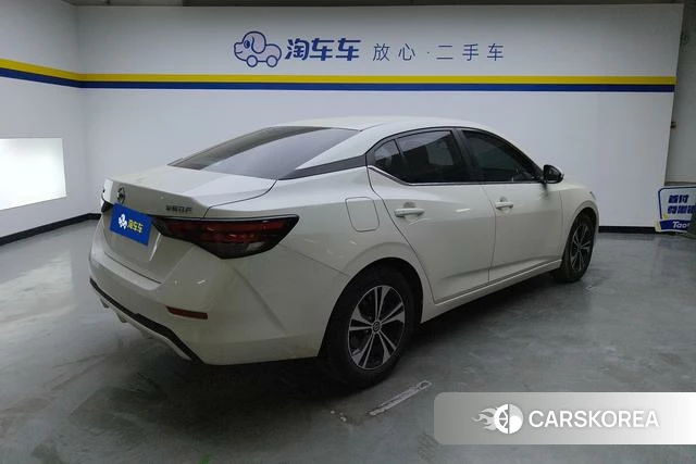 Nissan Sylphy 2022 Белый из Китая, фото 6