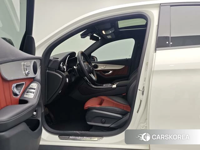 Mercedes-Benz GLC 2022 Белый из Китая, фото 6