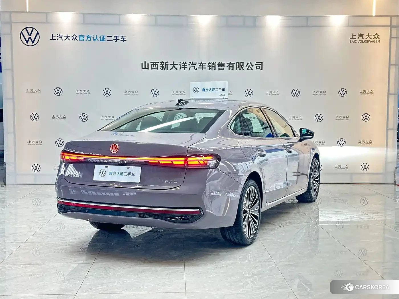 Volkswagen Passat 2024 Silver/gray из Китая, фото 6