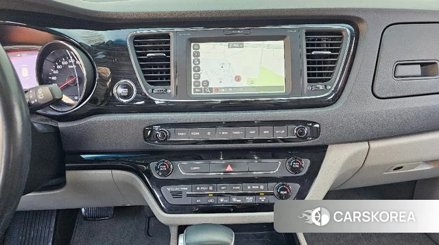 Kia The New Carnival 2018 Серый из Кореи, фото 6