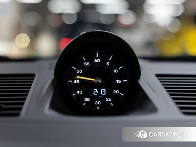 Porsche 911(992) 2026 Зеленый из Кореи, фото 6