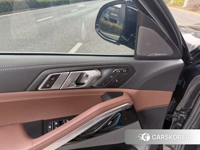BMW X6 2025 Черный из Китая, фото 6
