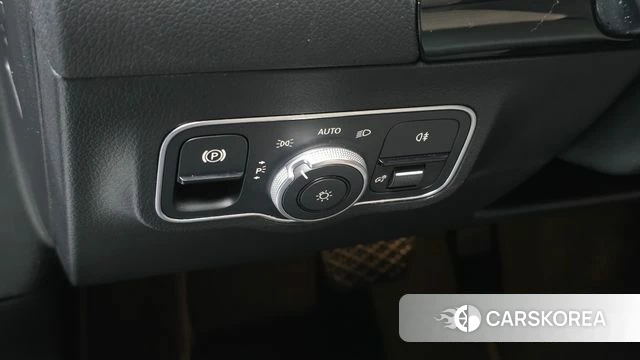 Mercedes-Benz EQA H243 2021 Синий из Кореи, фото 6