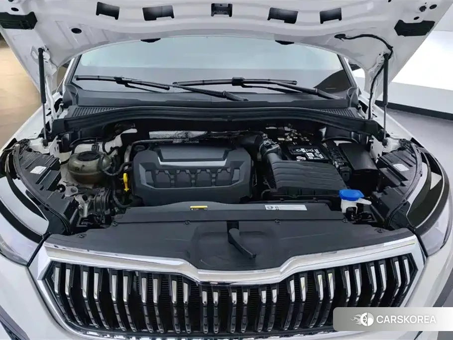 Skoda Kodiaq 2024 Белый из Китая, фото 6