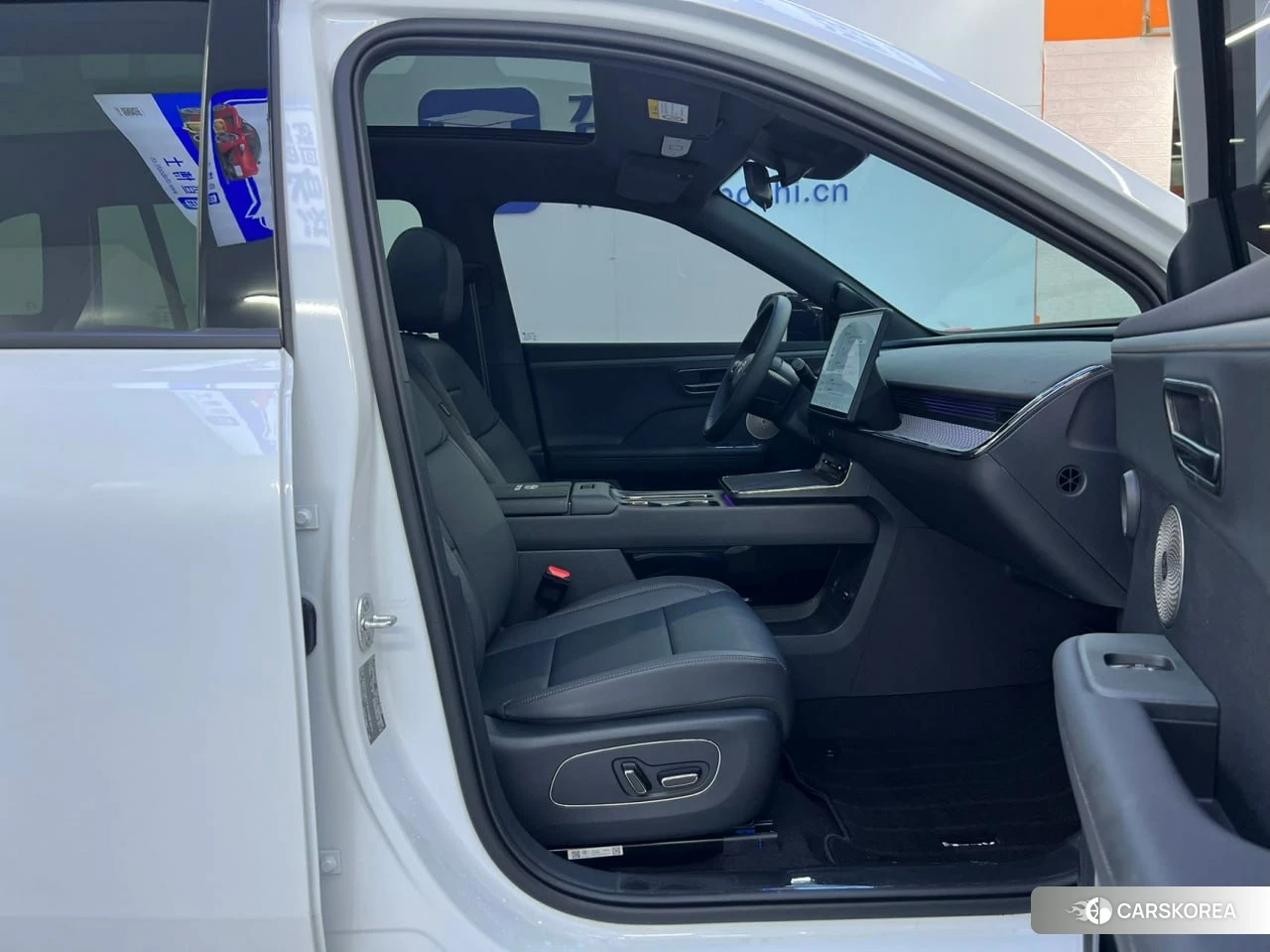 Новый Toyota bZ3X 2026 Белый из Китая, фото 4