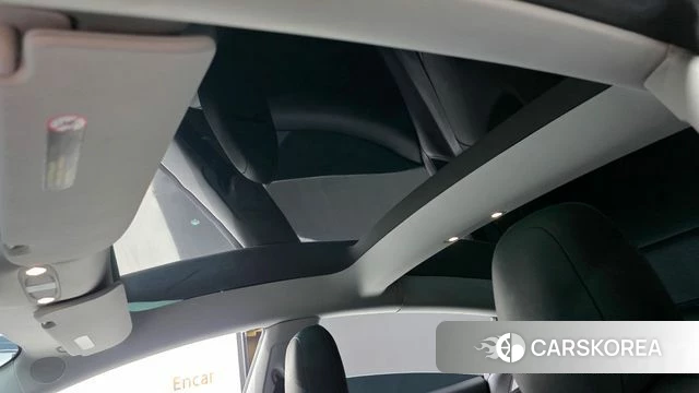 Tesla Model 3 2022 Белый из Кореи, фото 6