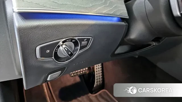Mercedes-Benz E-Class W213 2020 Синий из Кореи, фото 6