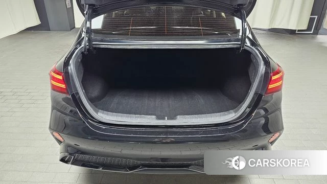 Kia The New K3 2nd generation 2022 Черный из Кореи, фото 6