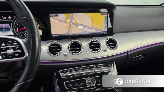 Mercedes-Benz E-Class W213 2019 Белый из Кореи, фото 6