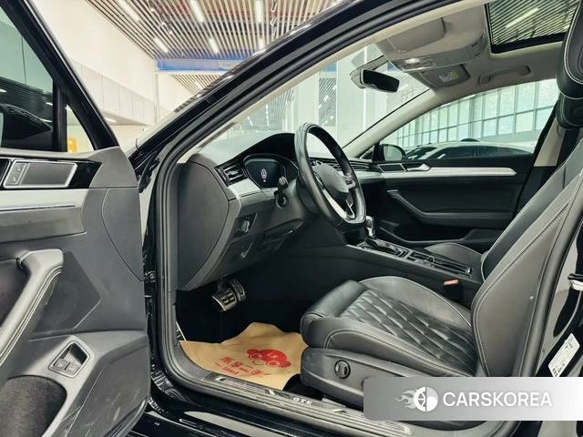 Volkswagen Magotan 2022 Черный из Китая, фото 6
