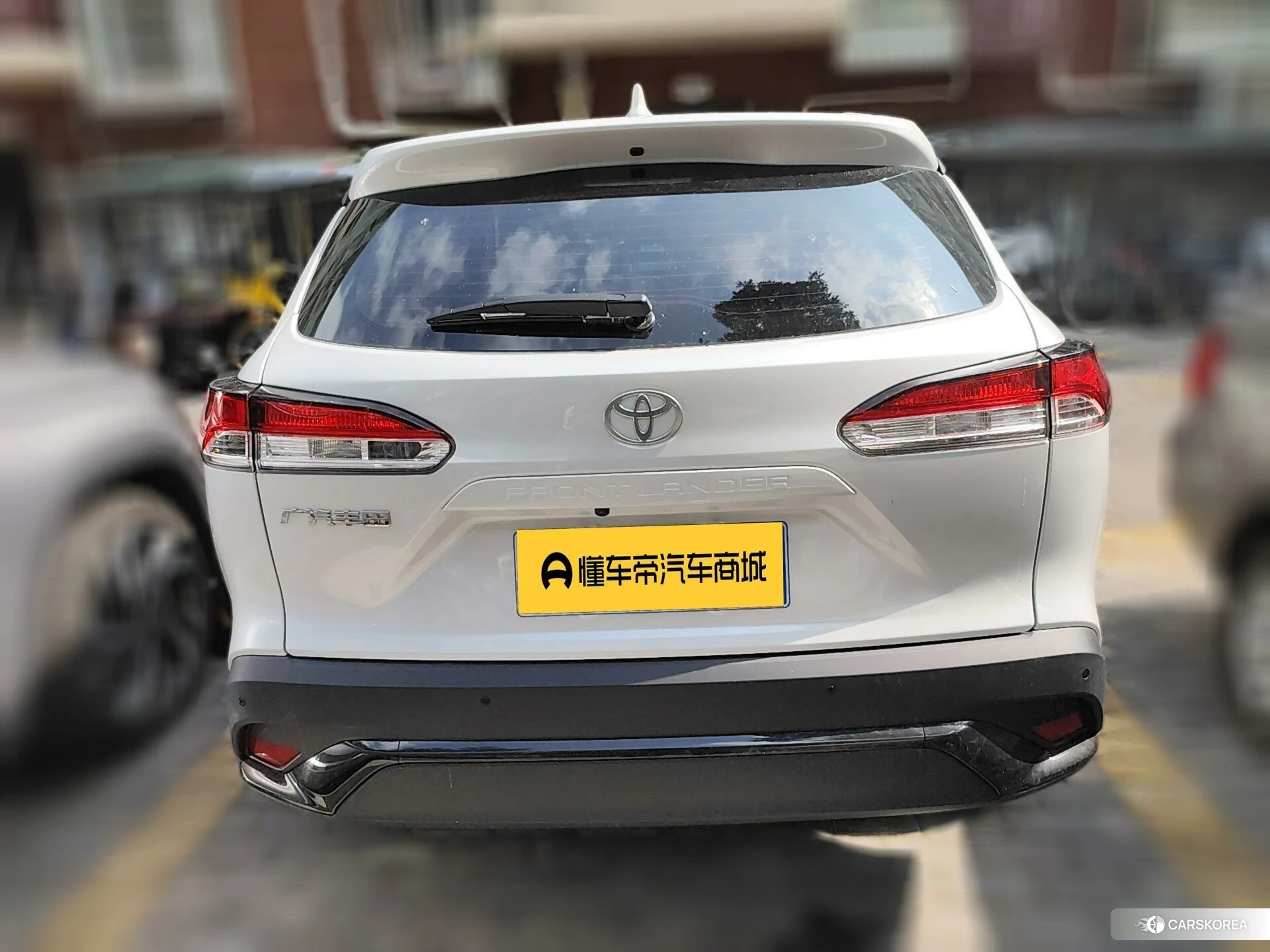 Toyota Frontlander 2025 Белый из Китая, фото 6