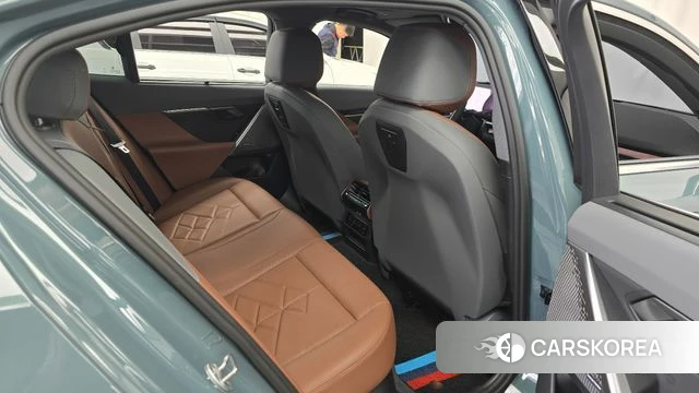 BMW i5 (G60) 2023 Синий нефрит из Кореи, фото 6