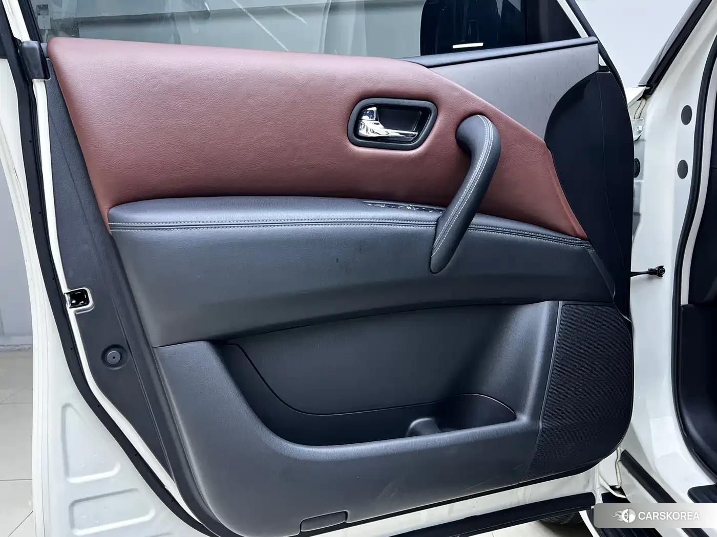 Nissan Patrol 2018 Белый из Китая, фото 6