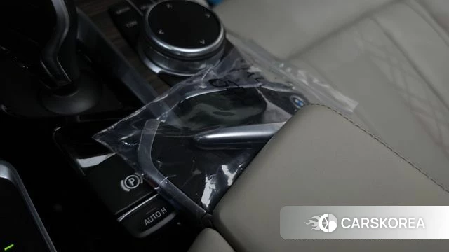 BMW 5 Series (G30) 2020 Серый из Кореи, фото 6