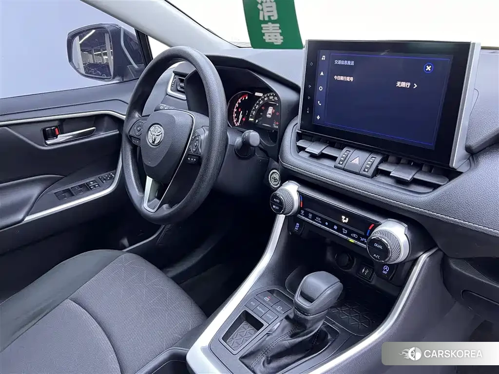 Toyota RAV4 2022 Черный из Китая, фото 6