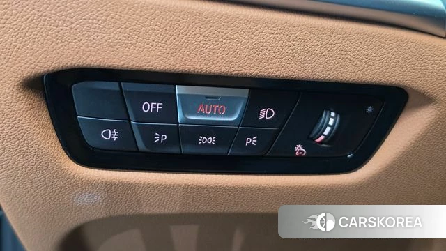 BMW 3 Series (G20) 2026 Черный из Кореи, фото 6