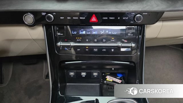 Kia Carnival 4th generation 2023 Белый из Кореи, фото 6