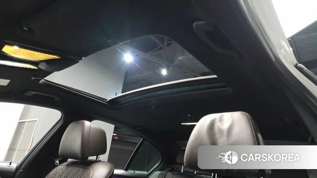 BMW 5 Series (G30) 2020 Белый из Кореи, фото 6