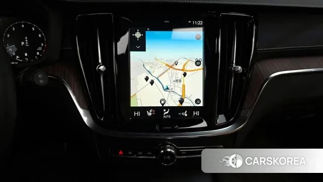 Volvo V60 Cross-Country 2nd Generation 2020 Жемчужный цвет из Кореи, фото 6