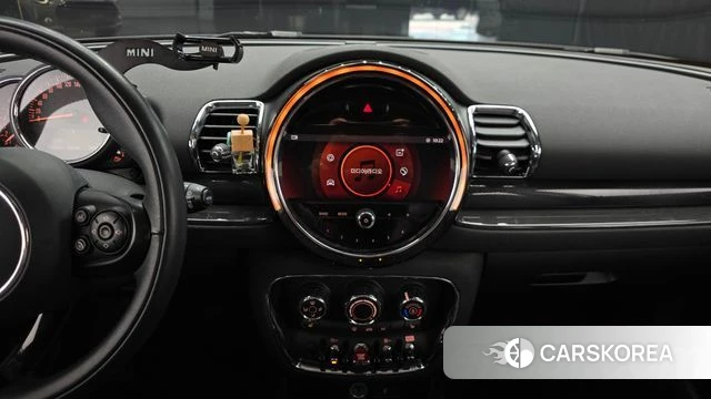 Mini Cooper Clubman 2021 Жемчужный цвет из Кореи, фото 6
