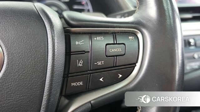 Lexus ES300h 7th generation 2019 Серый из Кореи, фото 6