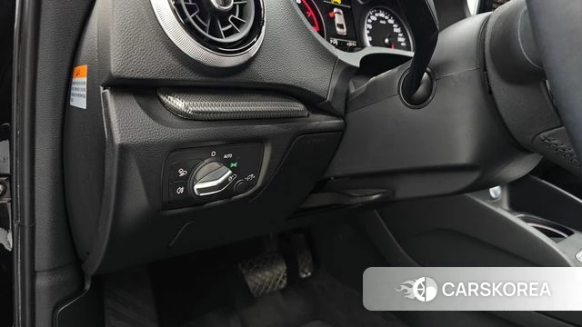 Audi New A3 2018 Черный из Кореи, фото 6