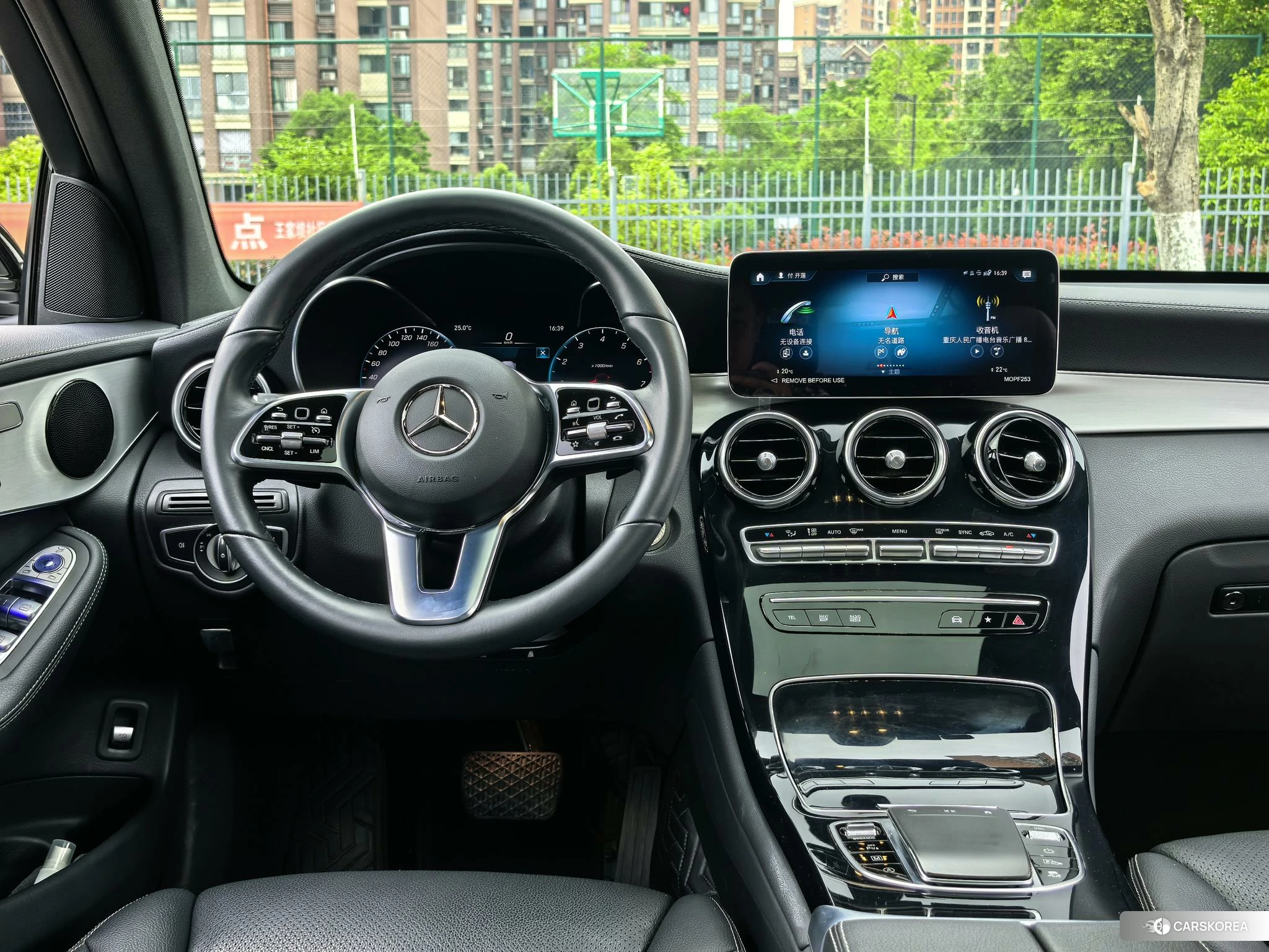 Mercedes-Benz GLC 2022 Белый из Китая, фото 6