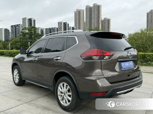 Nissan X-Trail 2021 Шампань из Китая, фото 6