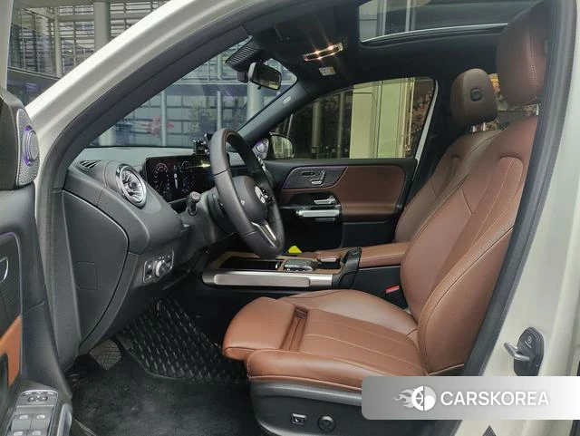Mercedes-Benz GLB 2023 Белый из Китая, фото 6