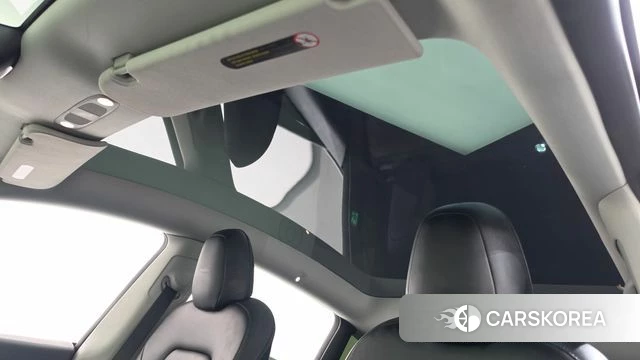 Tesla Model Y 2022 Черный из Кореи, фото 6