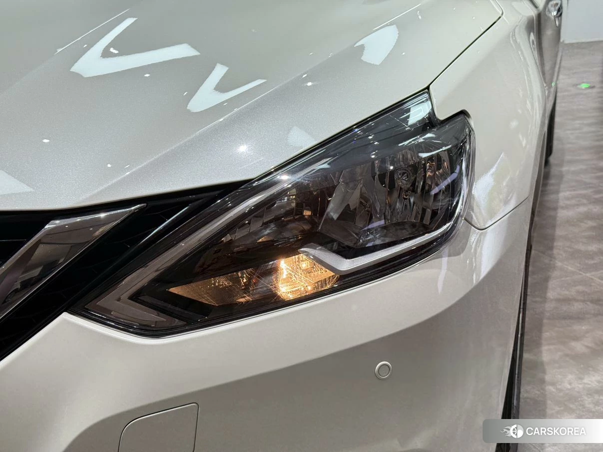 Nissan Sylphy 2021 Белый из Китая, фото 6