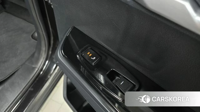 Ssangyong Torres 2022 Черный из Кореи, фото 6