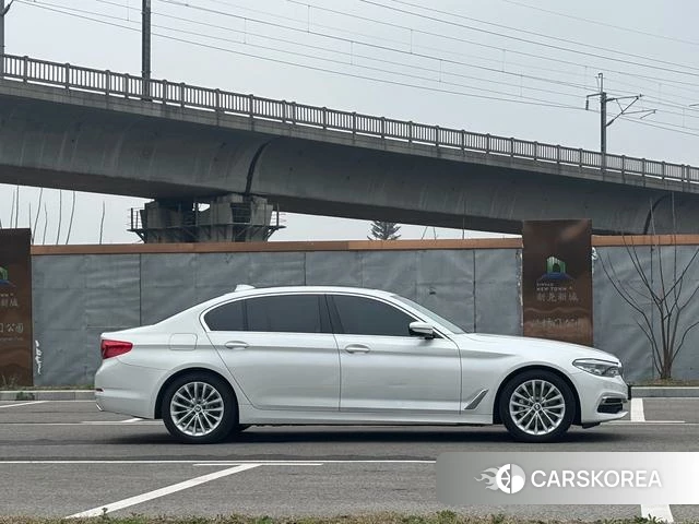 BMW 5 series PHEV 2020 Белый из Китая, фото 6