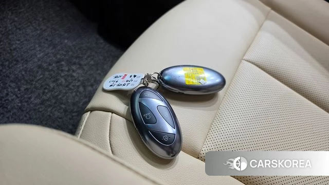 Hyundai Staria 2025 Белый из Кореи, фото 6