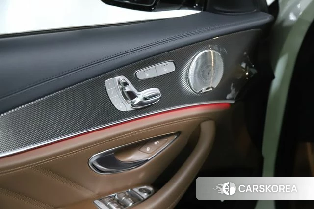 Mercedes-Benz E-Class W213 2021 Белый из Кореи, фото 6