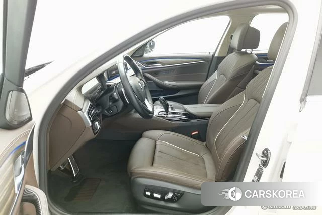 BMW 5 series 2022 Белый из Китая, фото 6