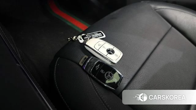 Mercedes-Benz E-Class W213 2020 Серебристо-серый из Кореи, фото 6