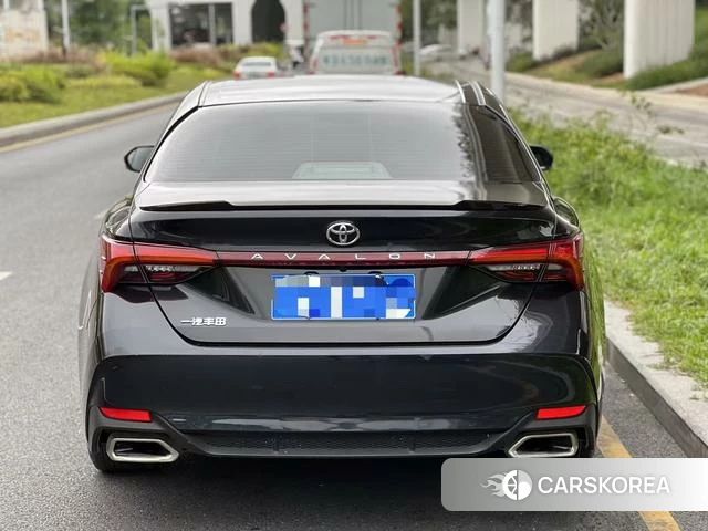 Toyota Avalon 2022 Черный из Китая, фото 6