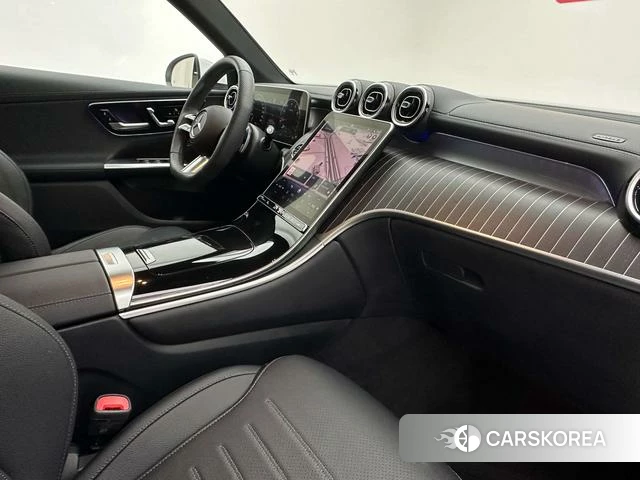Mercedes-Benz GLC 2023 Белый из Китая, фото 6